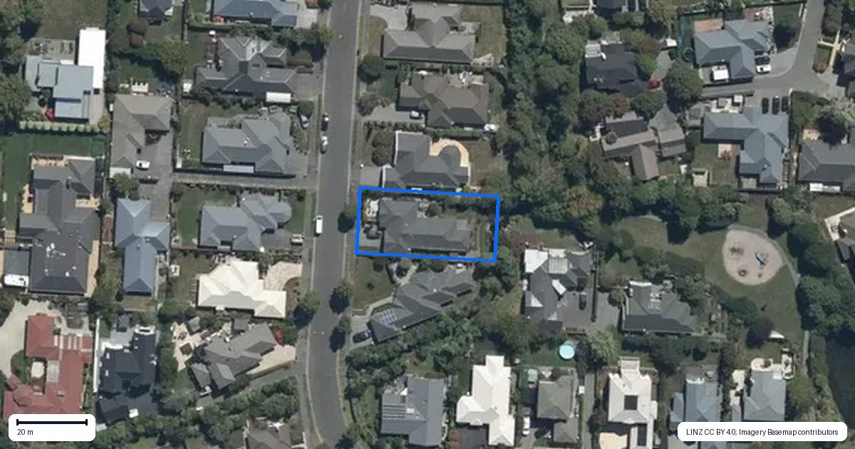 Property context map for 9 Aylsham Lane, Casebrook, Christchurch