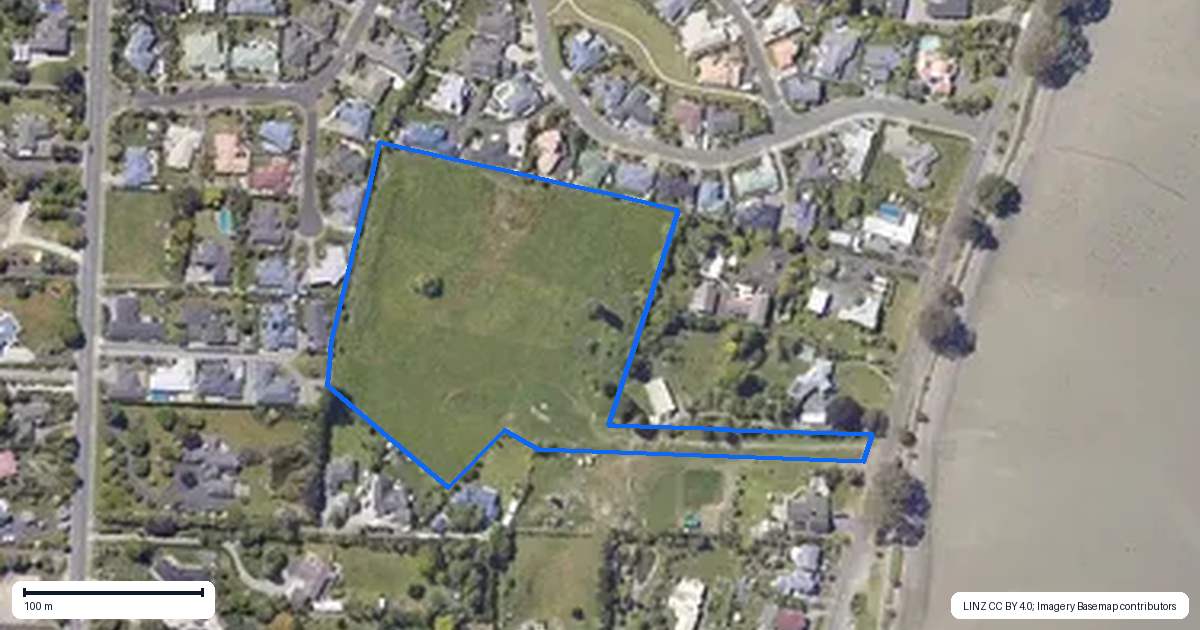 Property context map for 35 Motueka Quay, Motueka