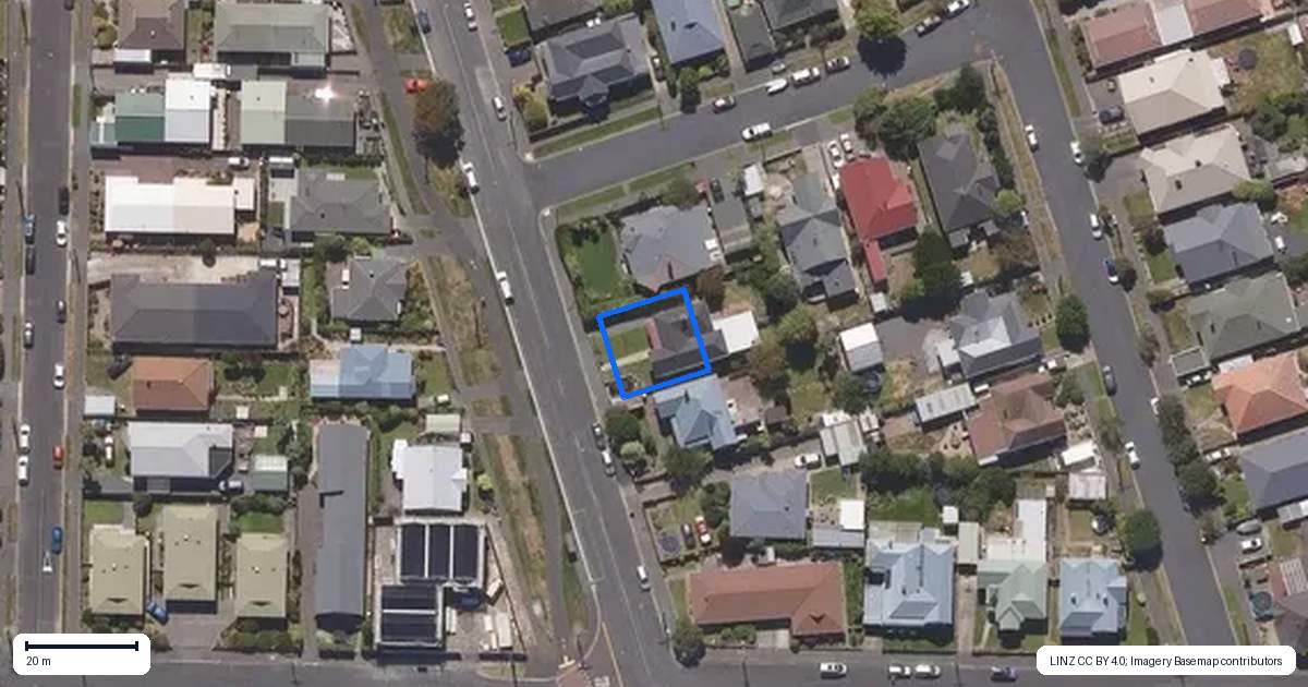 Property context map for 23 Royal Crescent, Saint Kilda, Dunedin