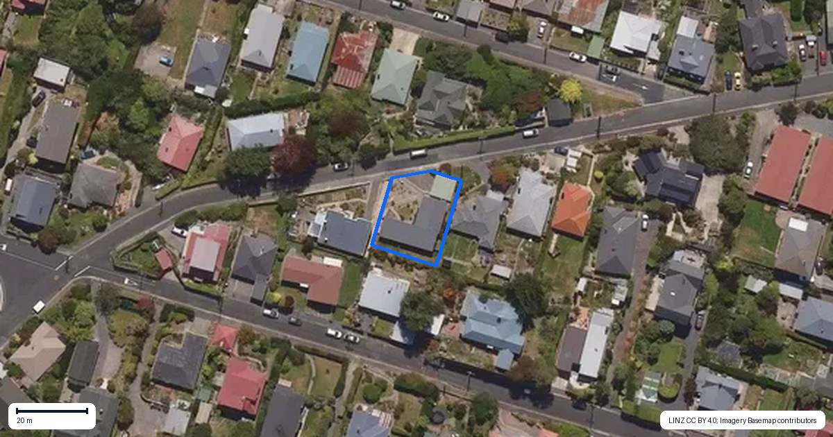 Property context map for 17 Springhill Road, Mornington, Dunedin