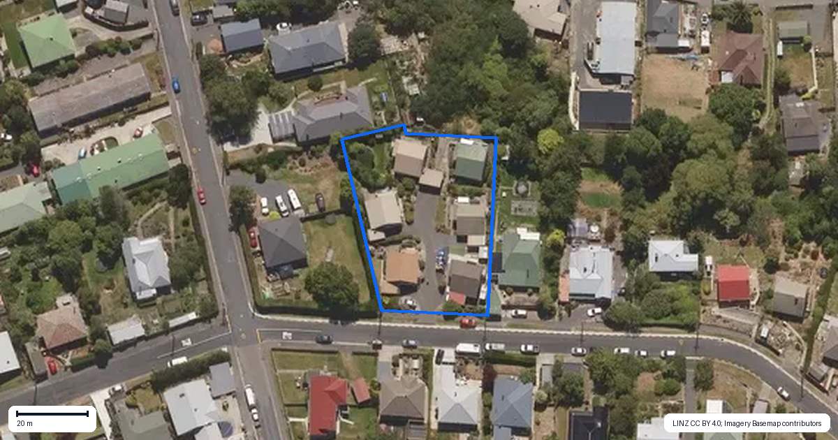 Property context map for 2E Rennie Street, Green Island, Dunedin