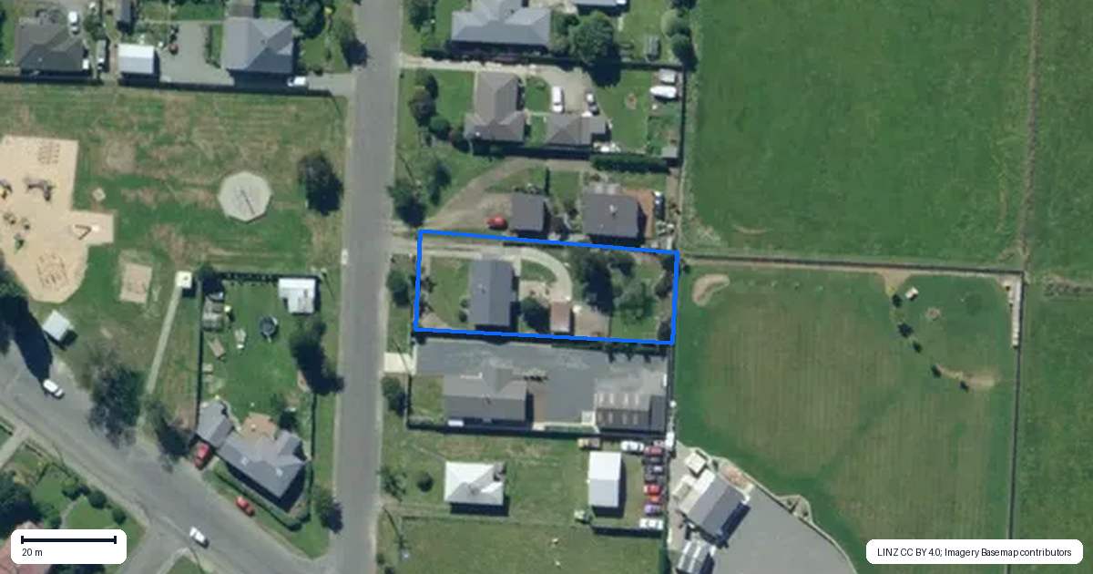 Property context map for 30 Durham Street, Tapanui