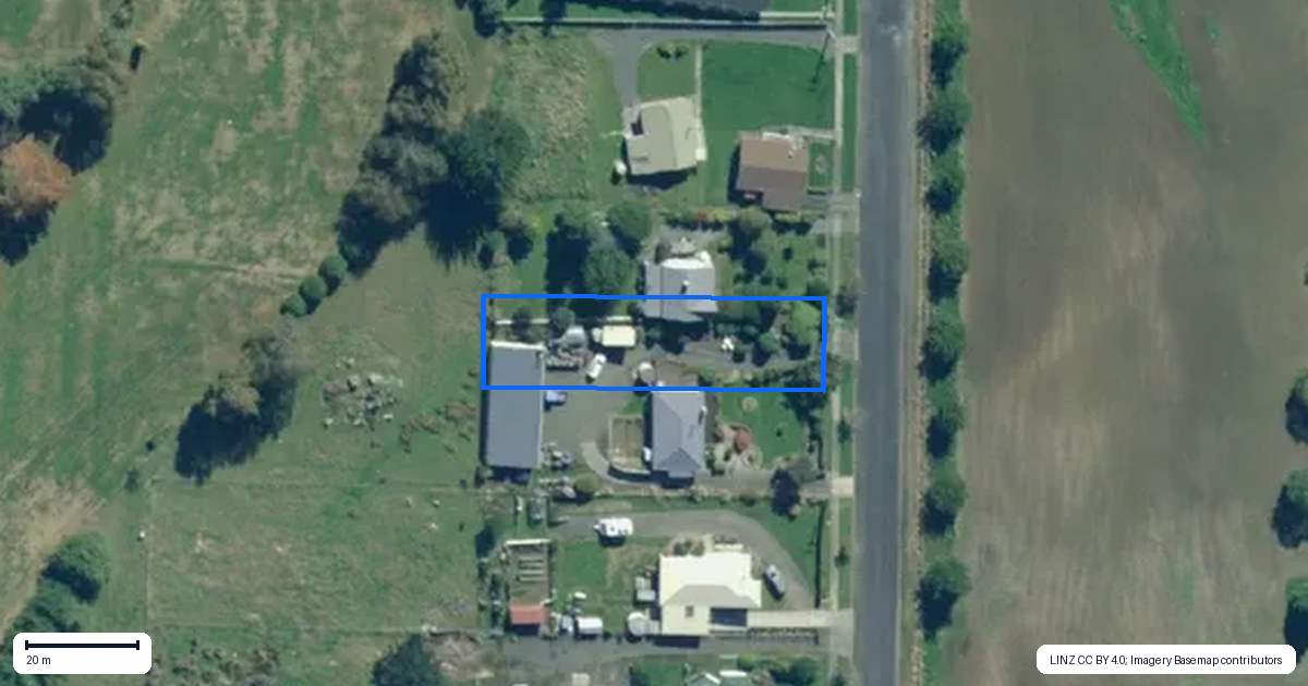 Property context map for 17 Side Street, Clinton