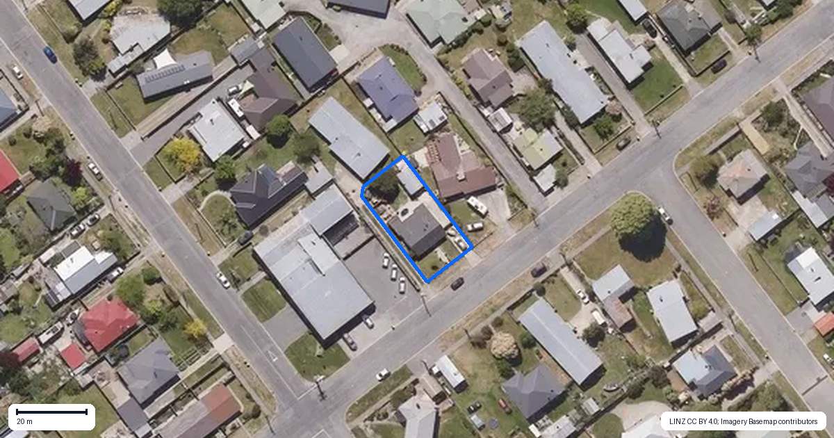 Property context map for 42 Brandon Street, Alexandra
