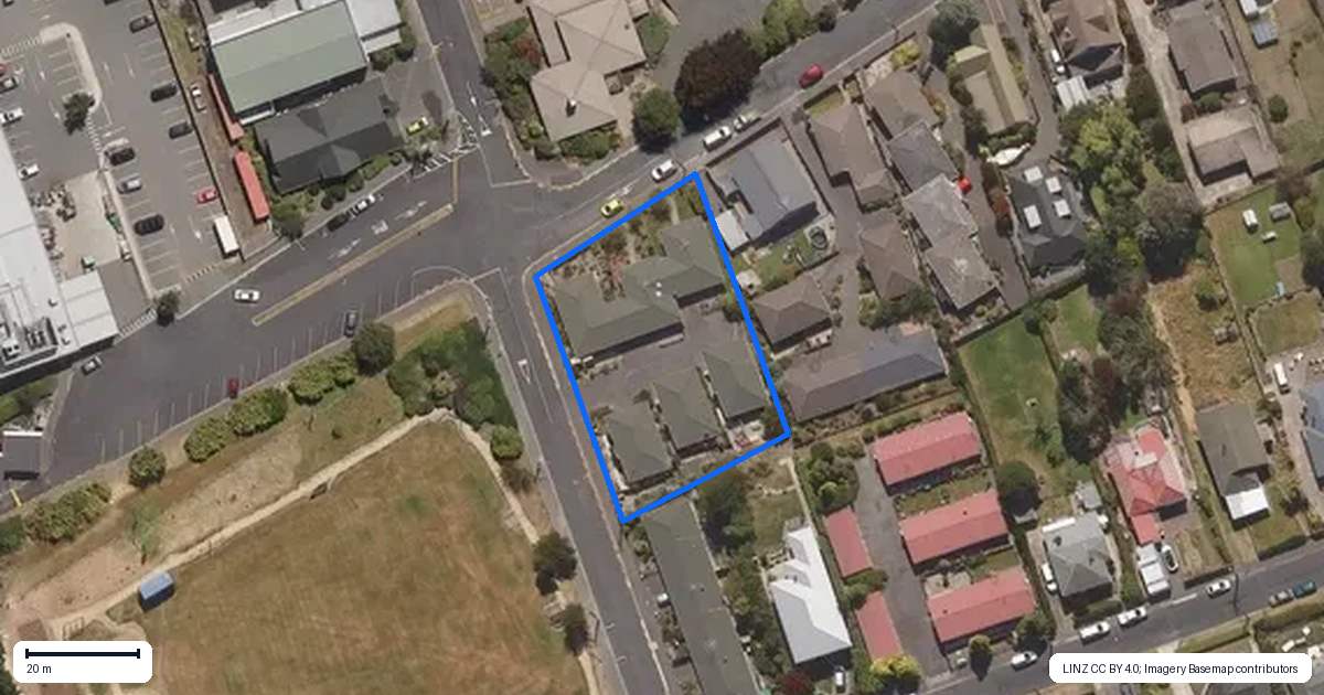 Property context map for 32C Shand Street, Green Island, Dunedin