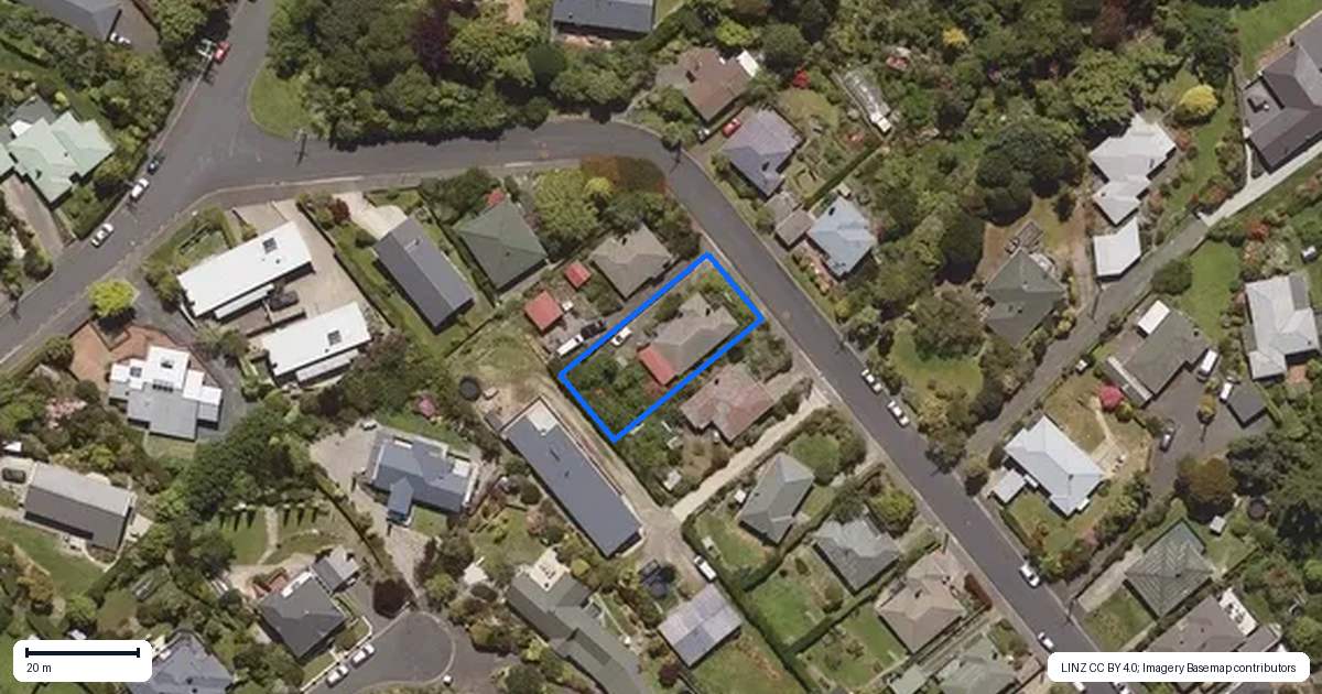 Property context map for 18 Glenmore Street, Glenleith, Dunedin