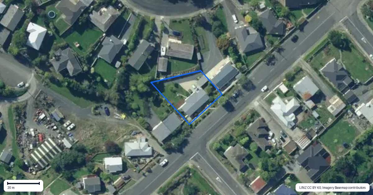 Property context map for 57 Frances Street, Balclutha