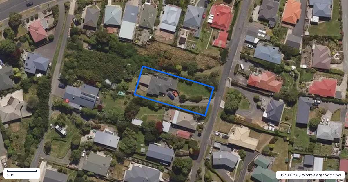 Property context map for 10 Dorset Street, Balaclava, Dunedin