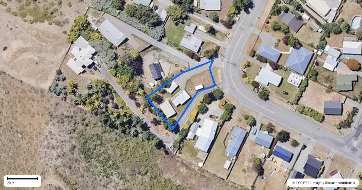 Property context map for 24 Sutherland Road, Omarama, Omarama