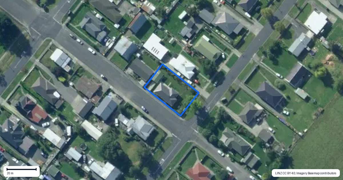 Property context map for 14 Cowper Street, Milton