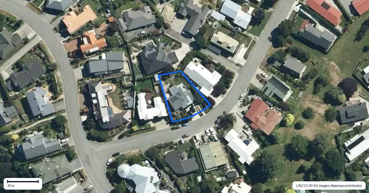 Property context map for 19 Bracken Street, Arrowtown