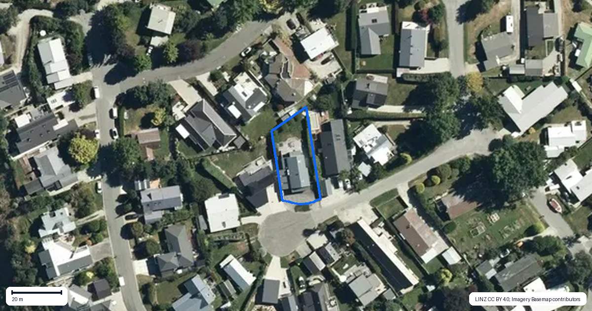 Property context map for 10 Premier Place, Arrowtown