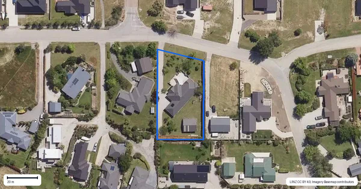Property context map for 18 Pisa Moorings Road, Mount Pisa, Cromwell