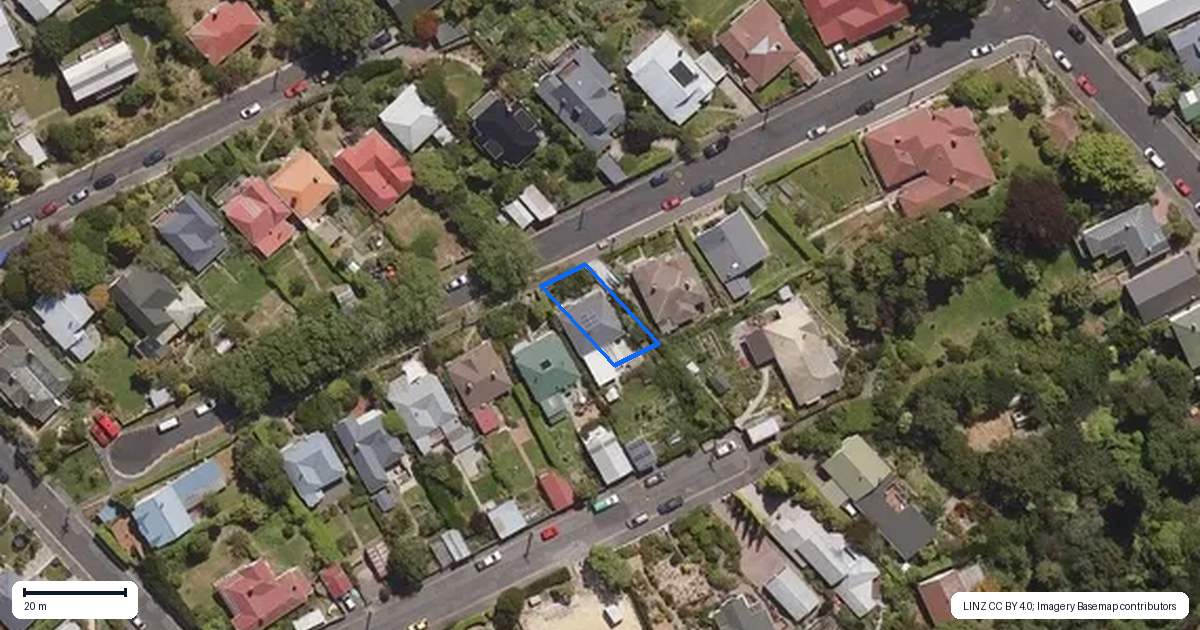 Property context map for 18 Royston Street, North East Valley, Dunedin