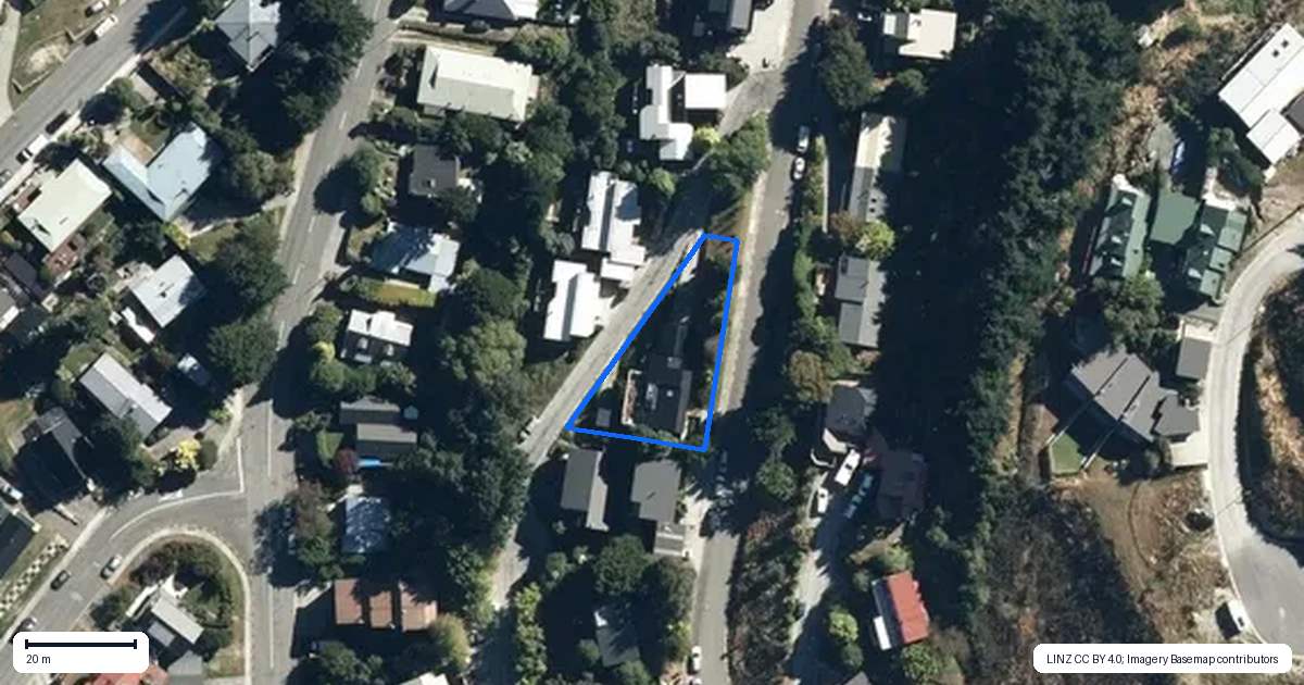 Property context map for 12 MacKinnon Terrace, Sunshine Bay, Queenstown