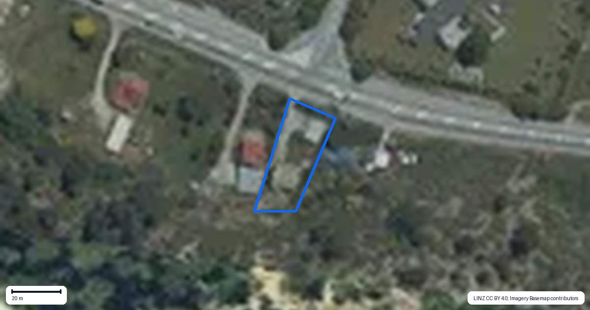 Property context map for 8 Main Road, Luggate, Wanaka