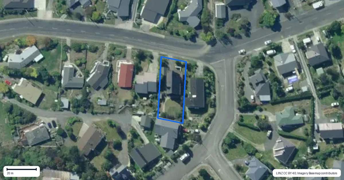 Property context map for 14 Ipswich Street, Balclutha