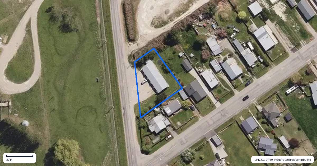 Property context map for 14 Stuart Road, Ranfurly