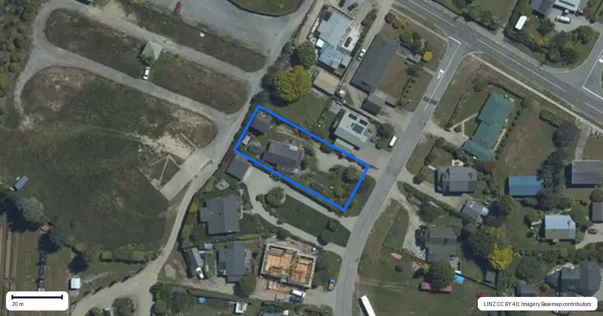Property context map for 7 Parry Crescent, Lake Hawea