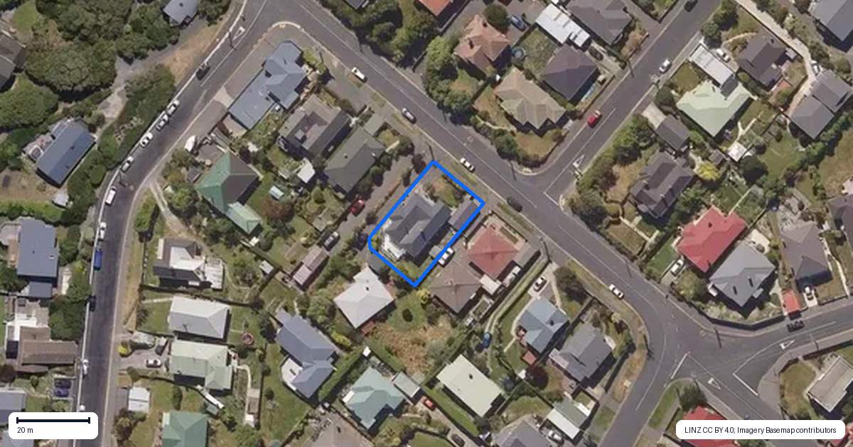 Property context map for 84 Tomahawk Road, Andersons Bay, Dunedin