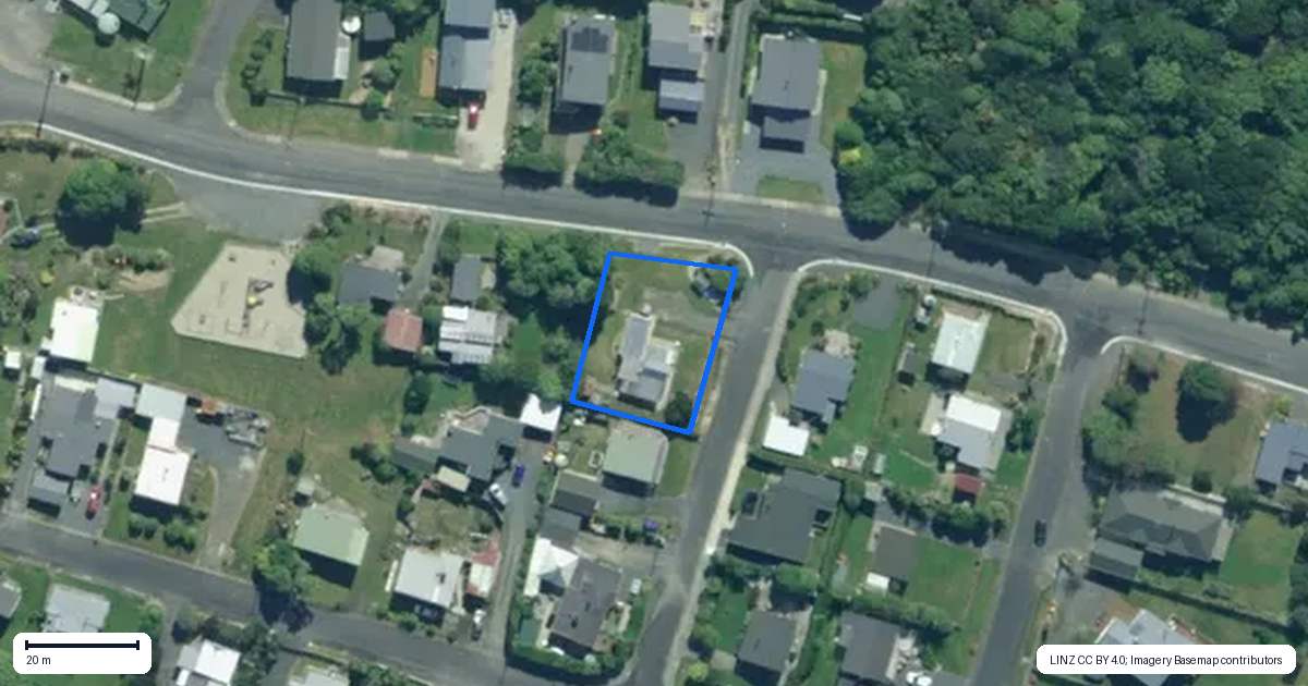 Property context map for 2 Ngaio Street, Kaka Point