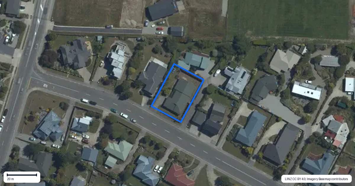 Property context map for 130 Mount Iron Drive, Wanaka