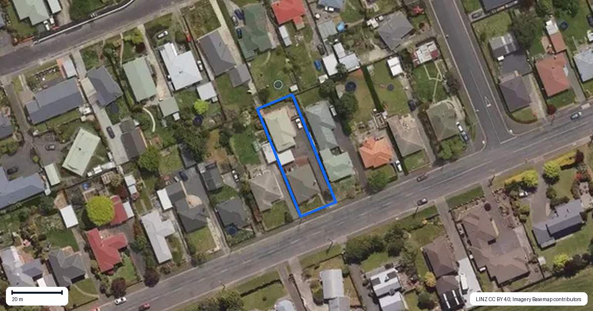 Property context map for 82 Bush Road, Mosgiel