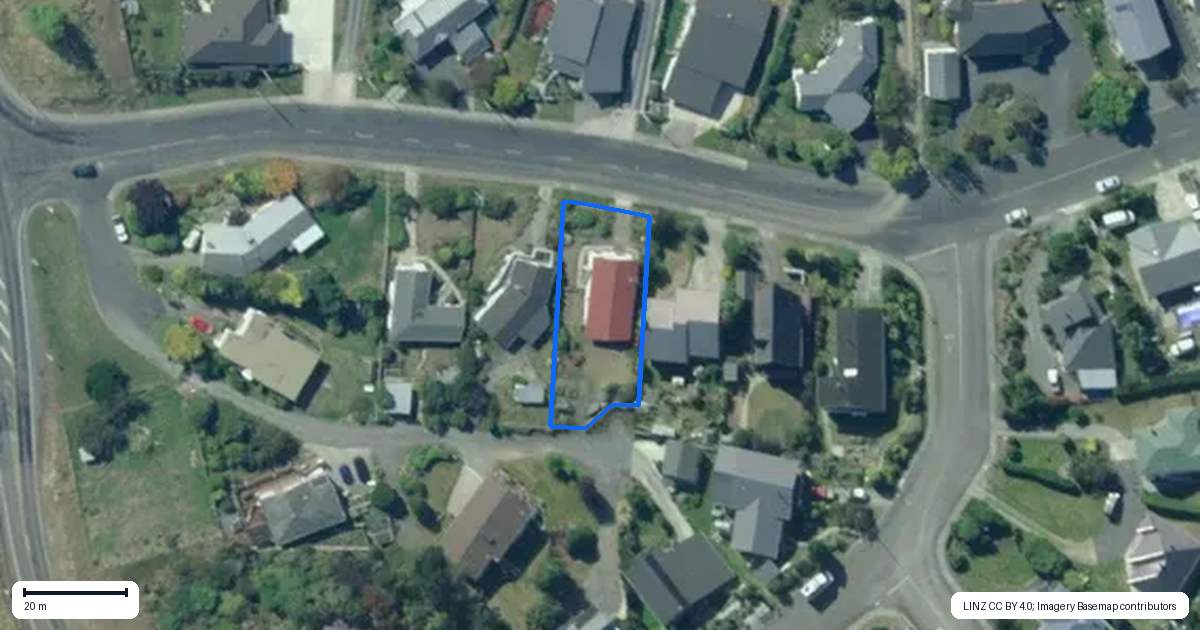 Property context map for 10 Ipswich Street, Balclutha