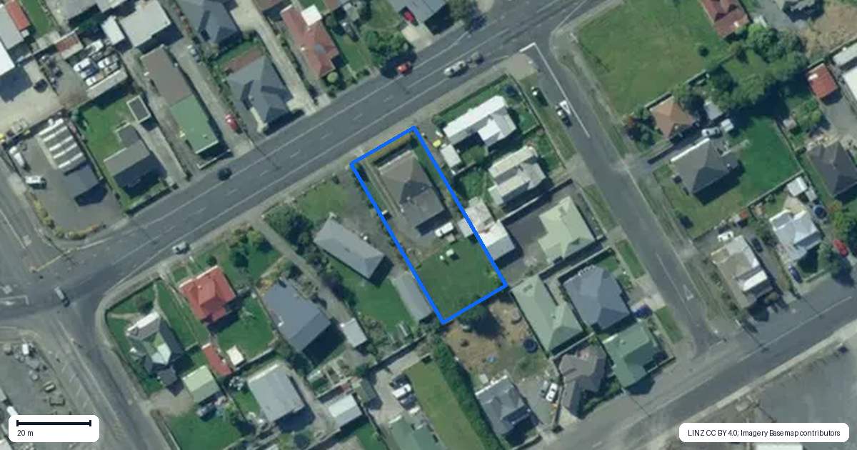 Property context map for 56 James Street, Balclutha