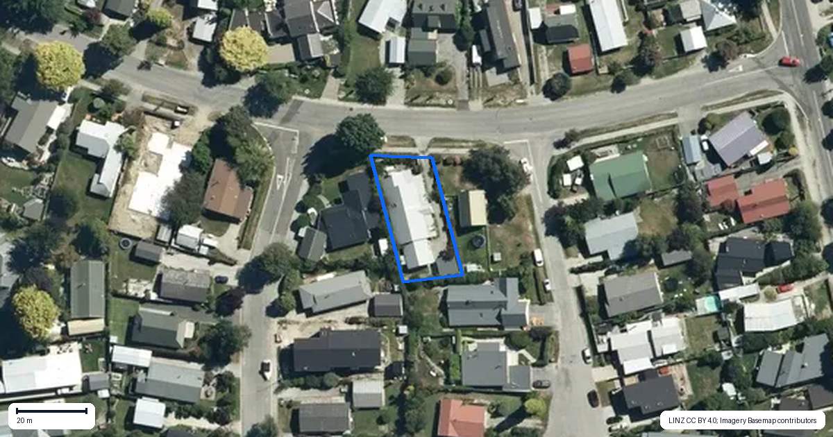 Property context map for 62 Adamson Drive, Arrowtown
