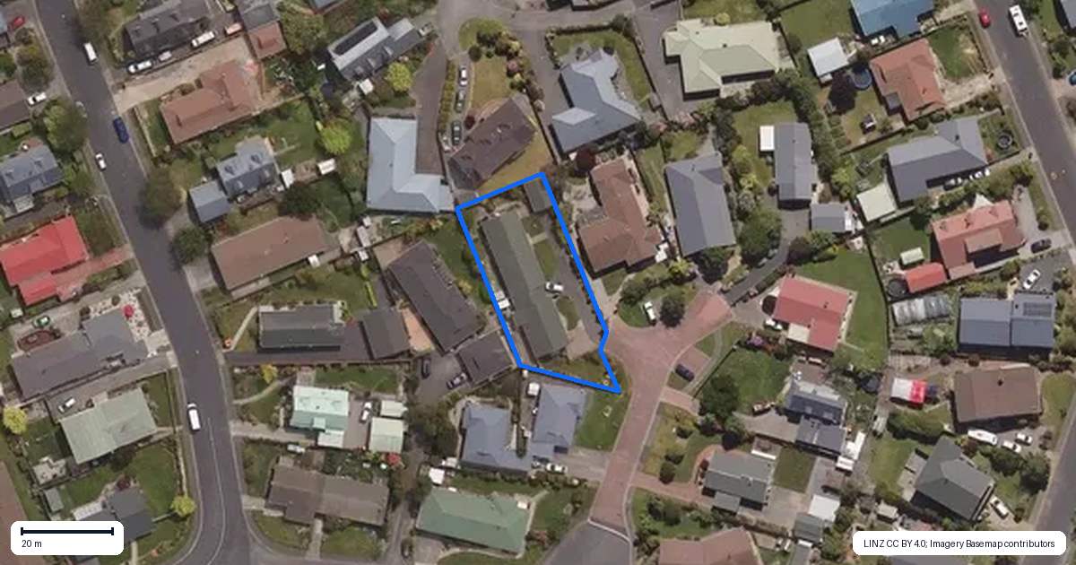 Property context map for 12A Maple Grove, Mosgiel