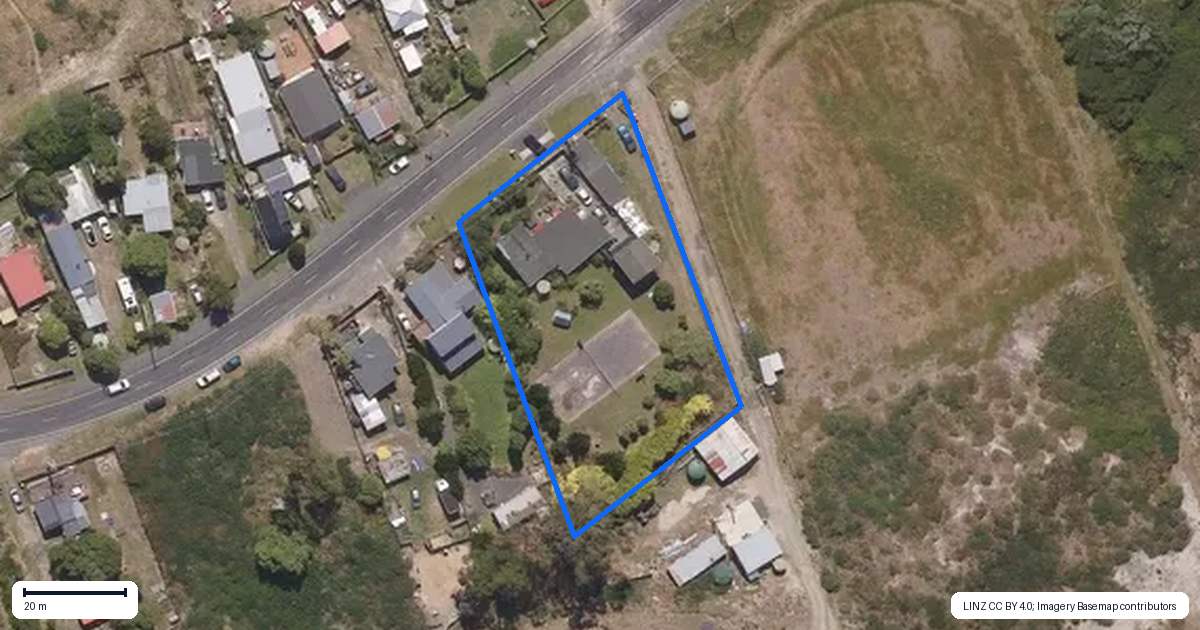 Property context map for 878 Harington Point Road, Harington Point, Dunedin