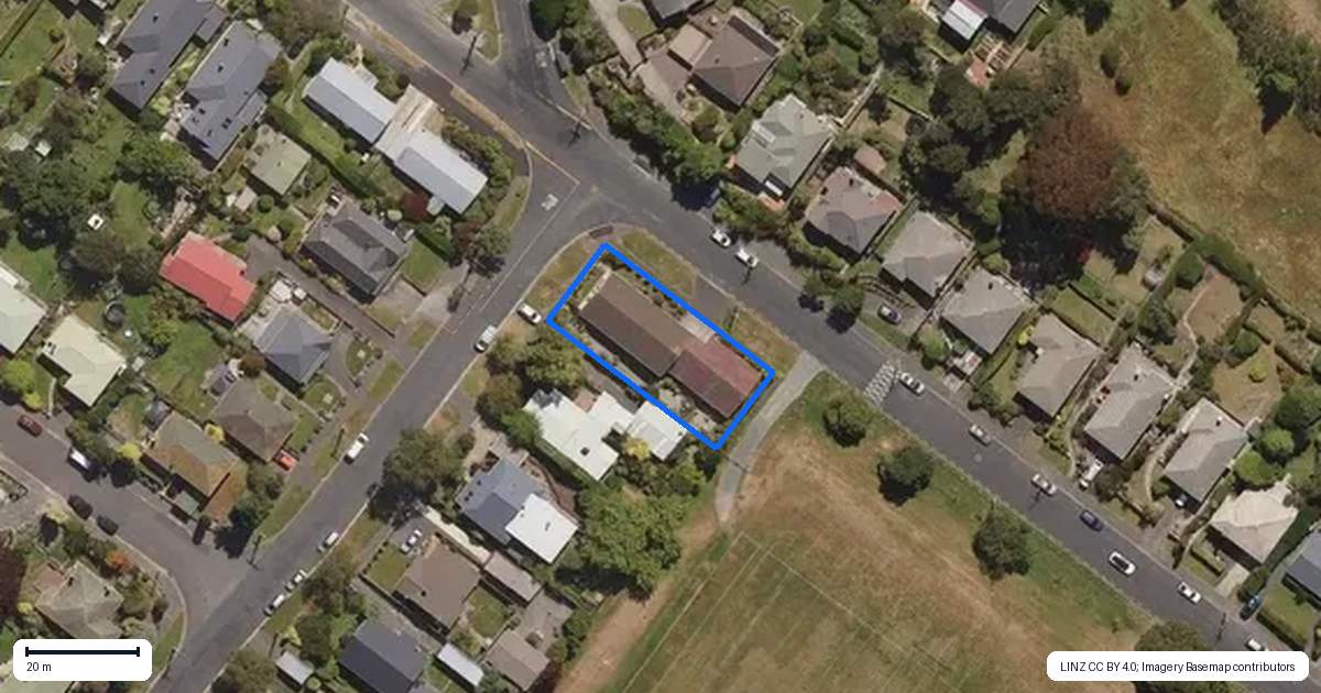 Property context map for 85 Lynn Street, Wakari, Dunedin