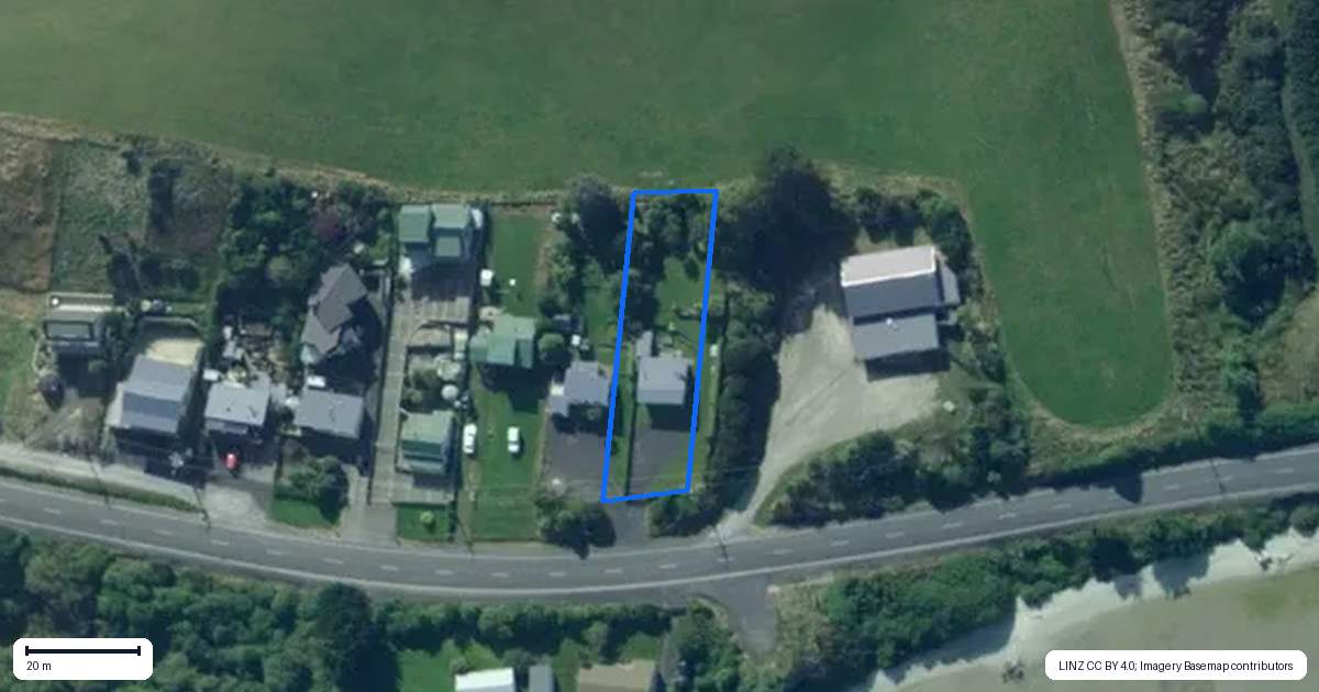 Property context map for 1390 Taieri Mouth Road, Taieri Mouth