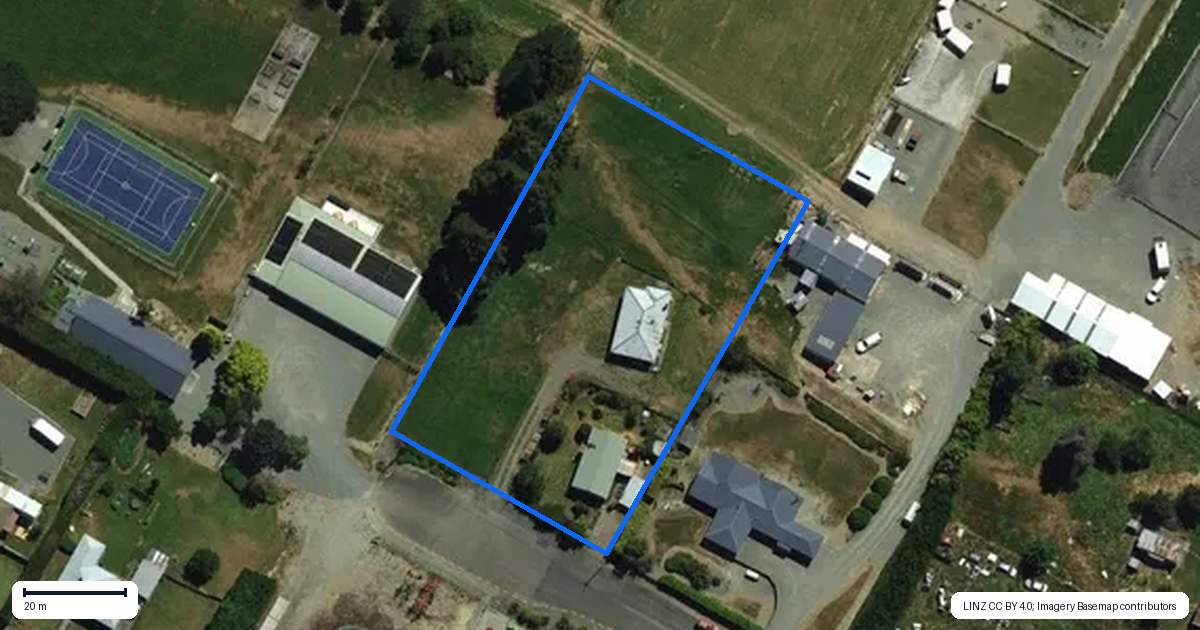Property context map for 16 Dorset Street, Mossburn