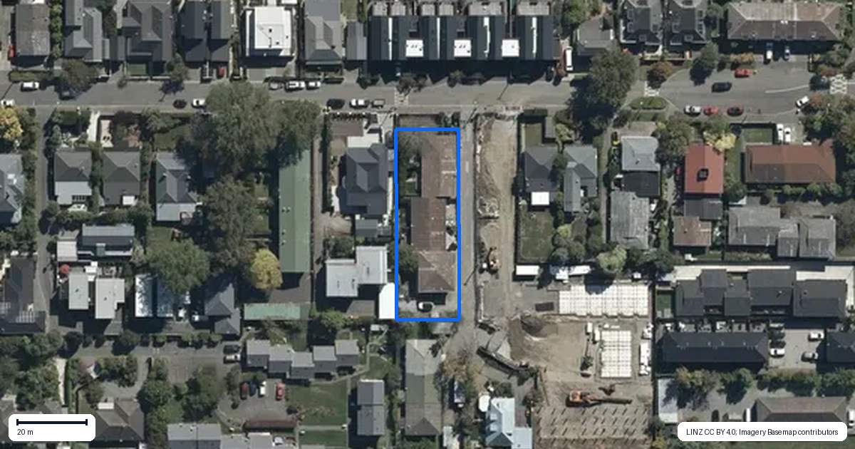 Property context map for 4/82 Holly Road, St Albans, Christchurch