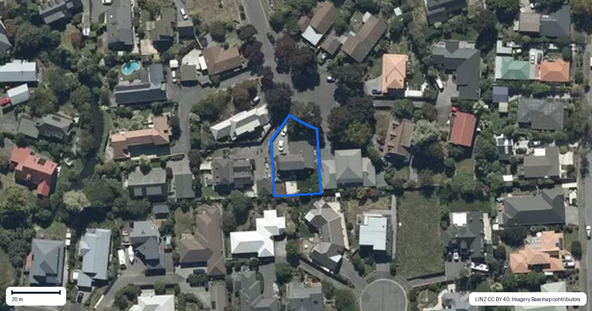 Property context map for 8 Wichita Place, Burwood, Christchurch
