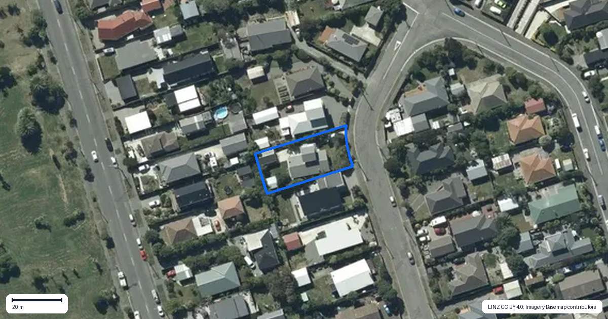 Property context map for 10 Malta Crescent, South New Brighton, Christchurch