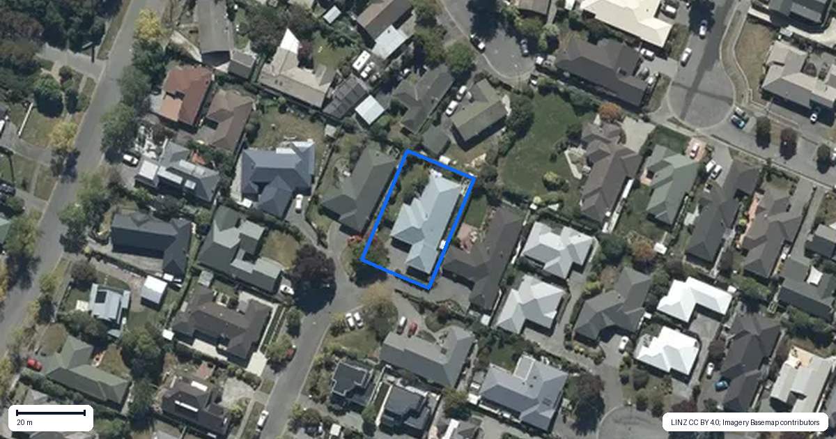 Property context map for 18 Claverley Gardens, Avonhead, Christchurch