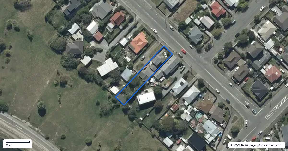 Property context map for 390 Keyes Road, New Brighton, Christchurch