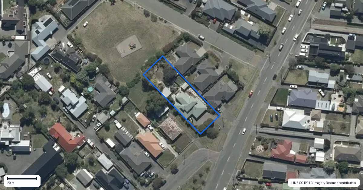 Property context map for 71 Burwood Road, Burwood, Christchurch