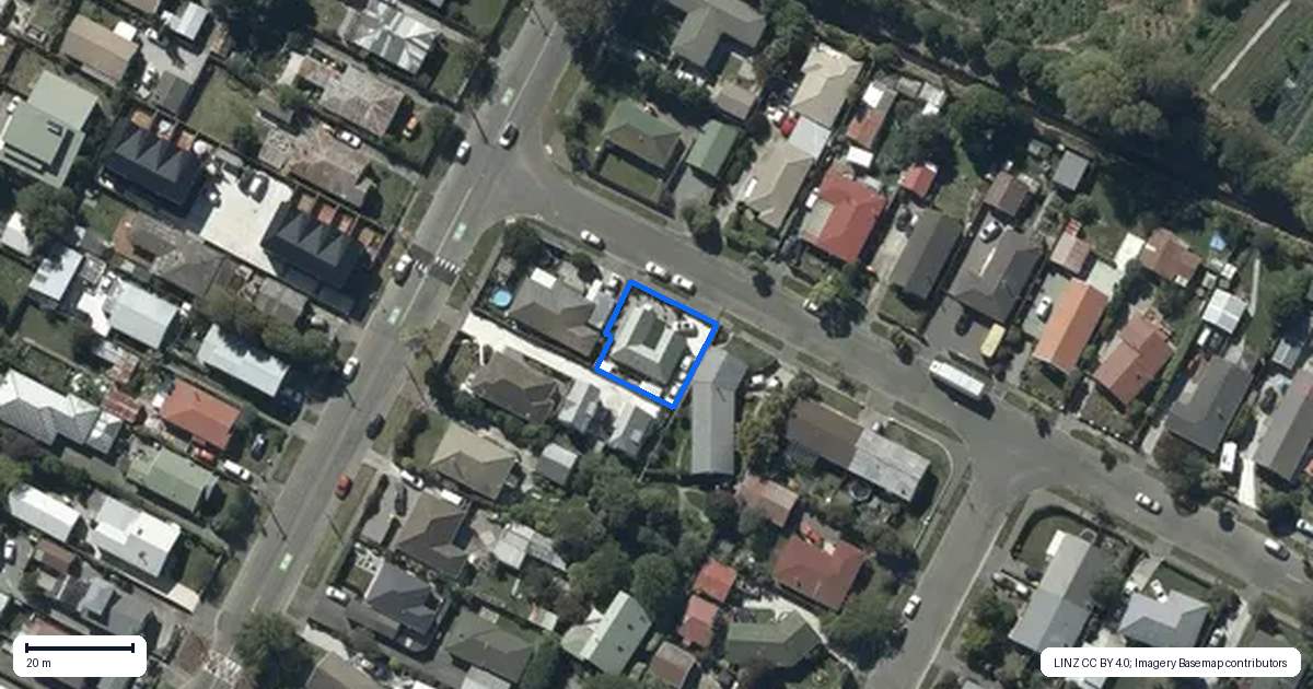 Property context map for 2 Arran Crescent, Woolston, Christchurch