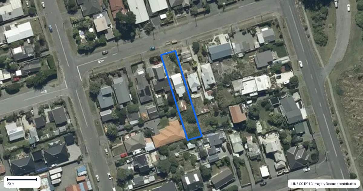 Property context map for 11 Bellamy Avenue, New Brighton, Christchurch