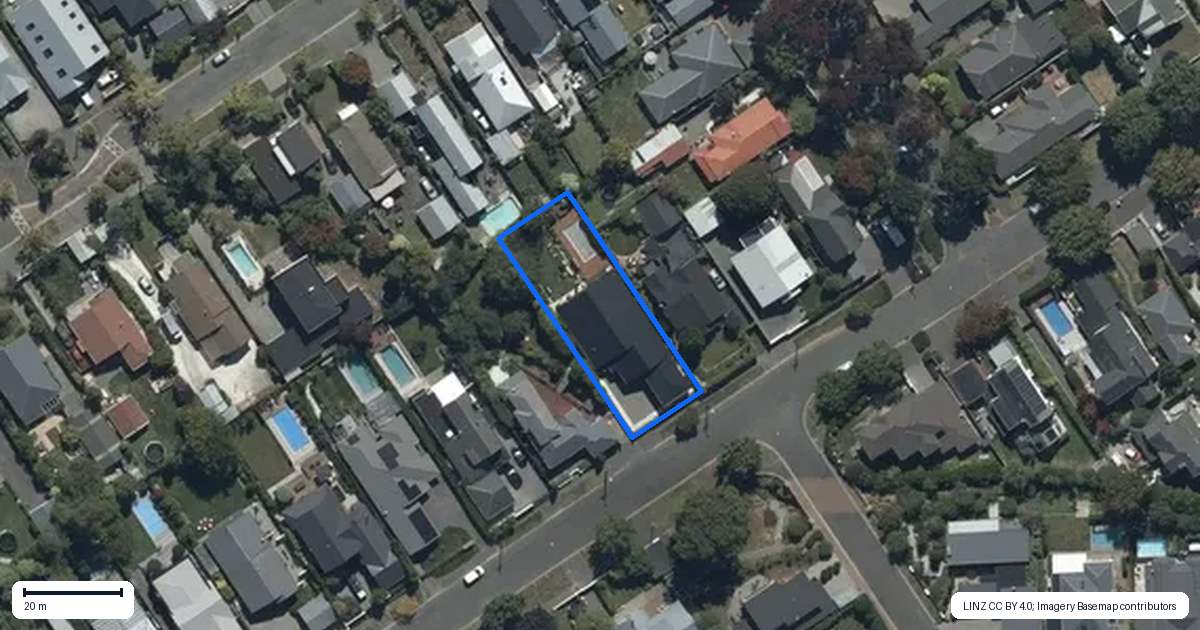 Property context map for 39 Paparoa Street, Papanui, Christchurch