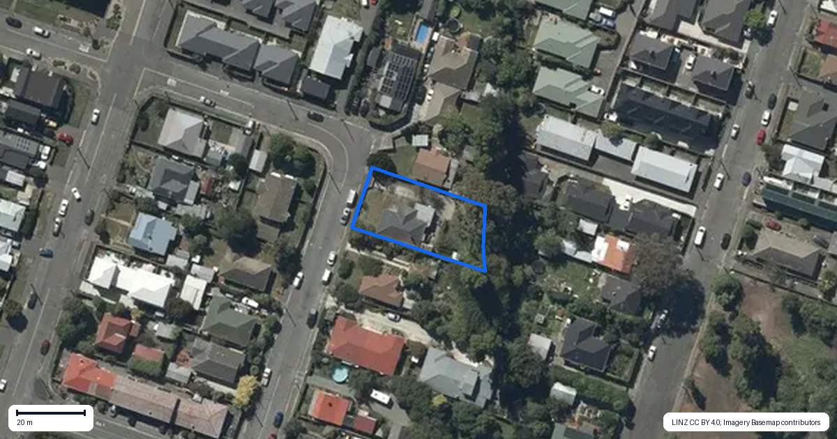 Property context map for 13 Bond Street, Waltham, Christchurch