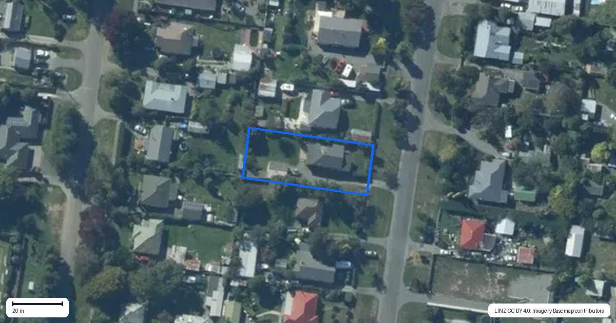 Property context map for 8 Thornton Street, Darfield