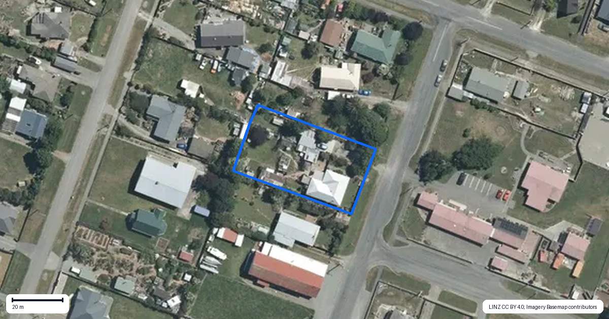 Property context map for 14 Elworthy Street, Pareora