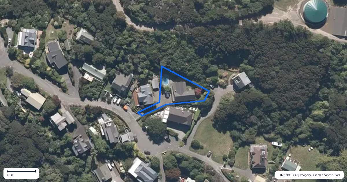 Property context map for 23 Settlers Hill, Akaroa