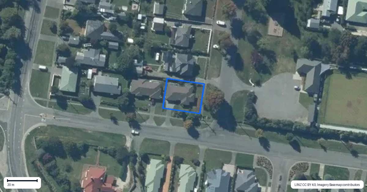 Property context map for 16 Clinton Street, Darfield