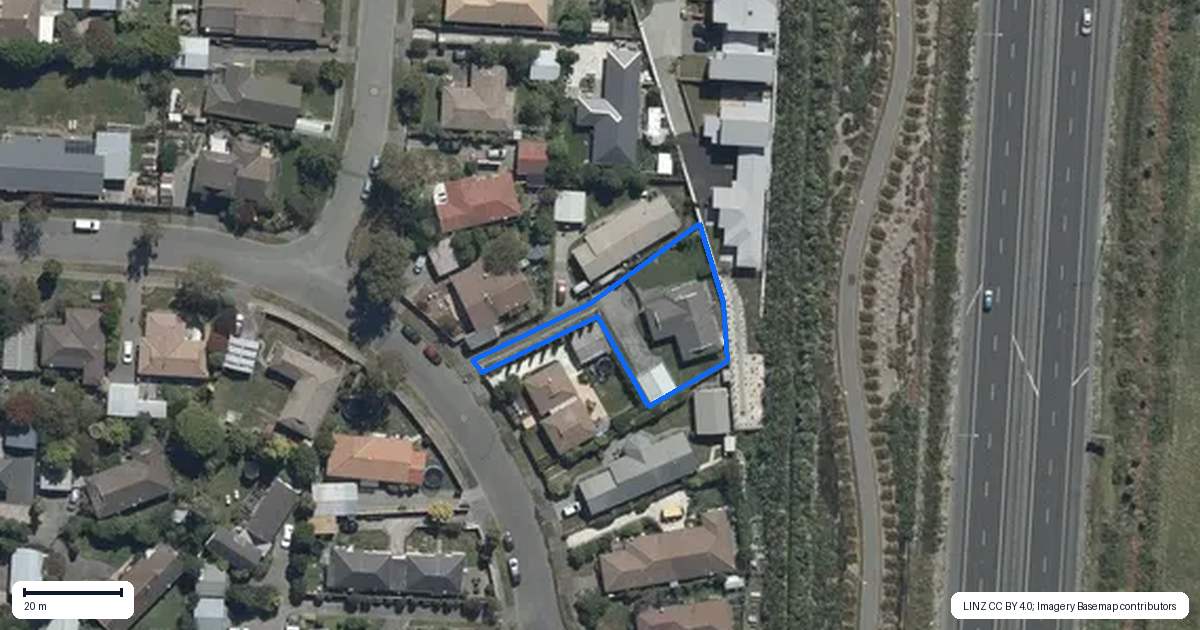 Property context map for 11B Mulberry Place, Redwood, Christchurch